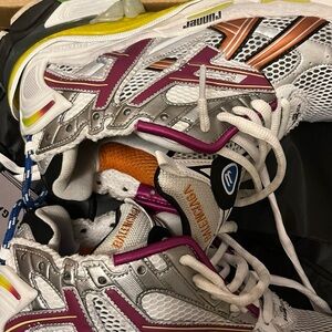 Balenciaga White and Pink Sneakers